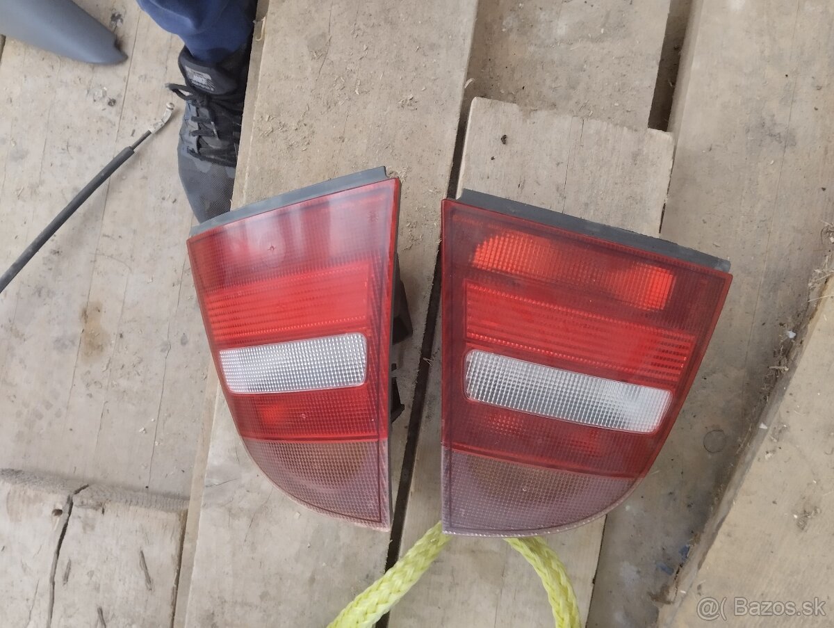 Zadne svetla Octavia 1 predfacelif