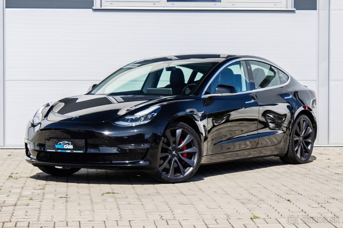 Tesla Model 3 Dual Motor Performance