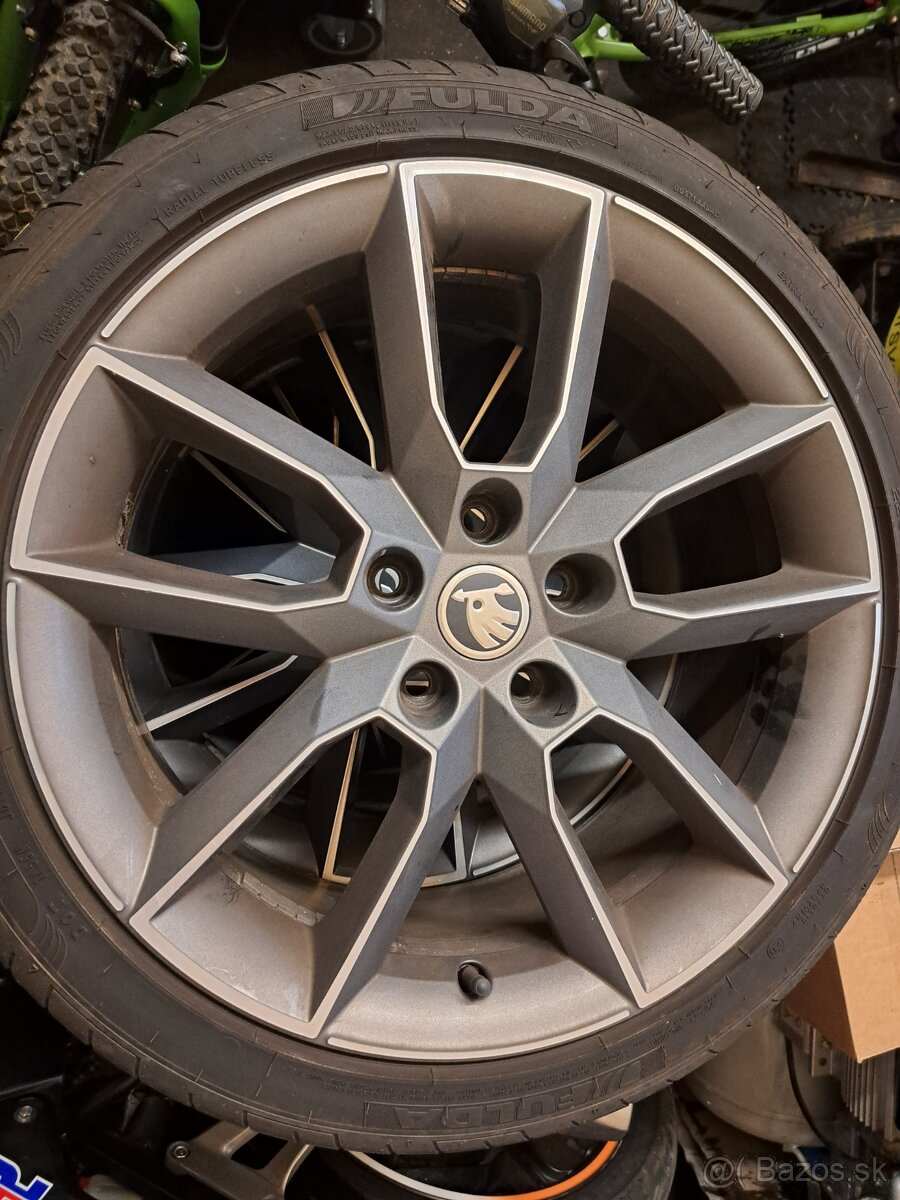 Predam elektrony skoda gemini