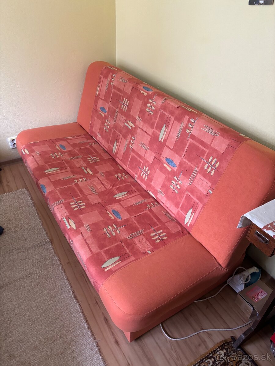 Rozkladací gauč