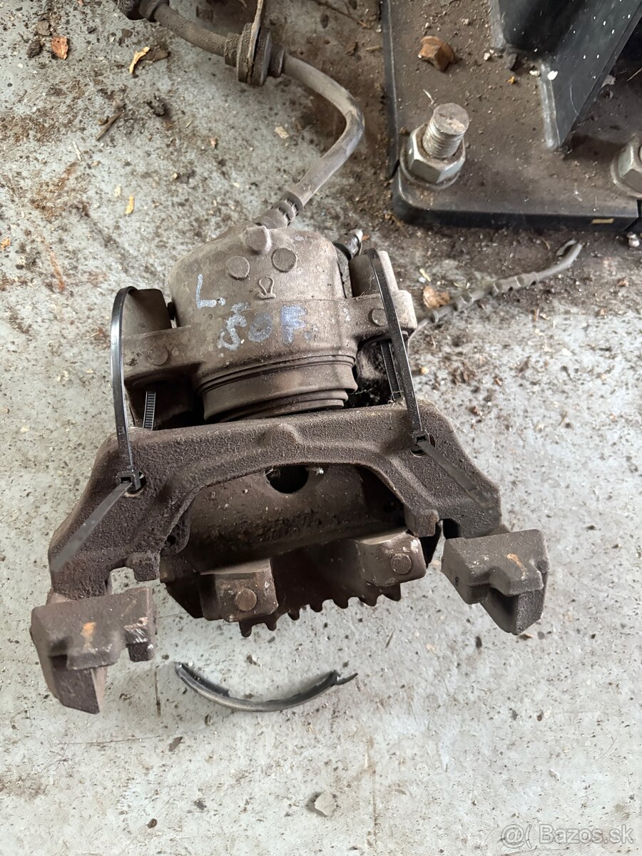 Predám predné stretneme na BMW e90 320d 120kw m47