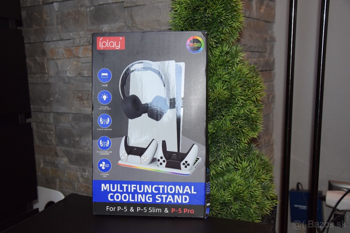 Nabíjací stojan s RGB a chladením pre PlayStation 5 / Slim