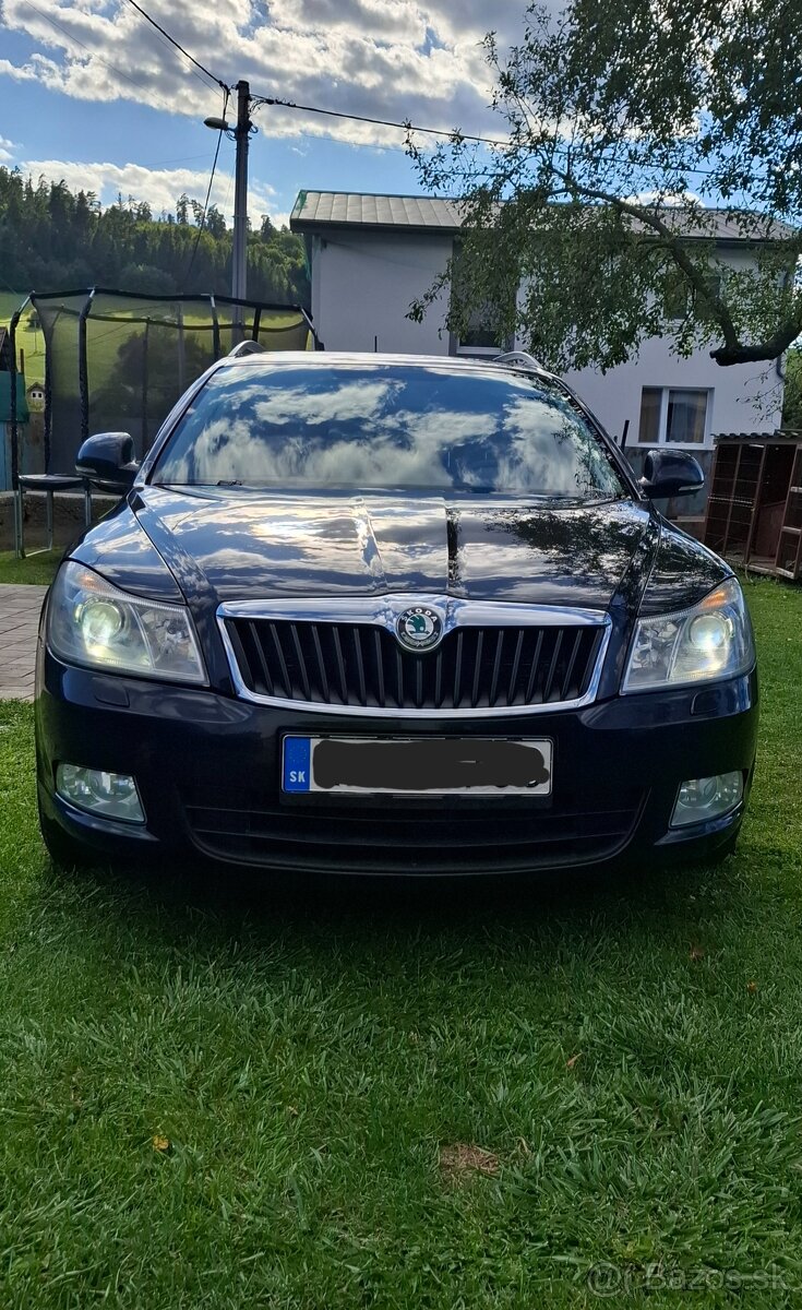 Skoda Octavia combi 2.0 TDI 103KW model 2012