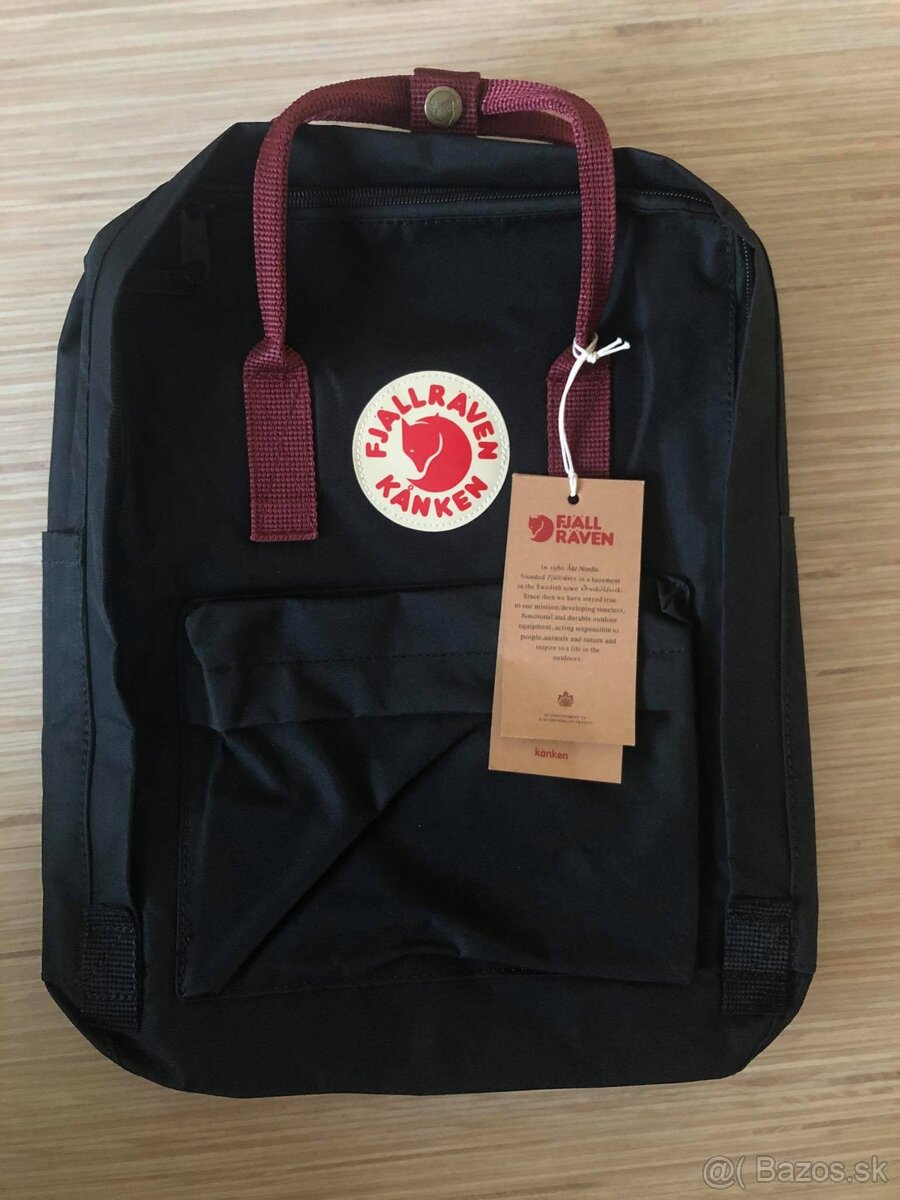 Batoh Fjällräven Kanken čierny s vínovými popruhmi