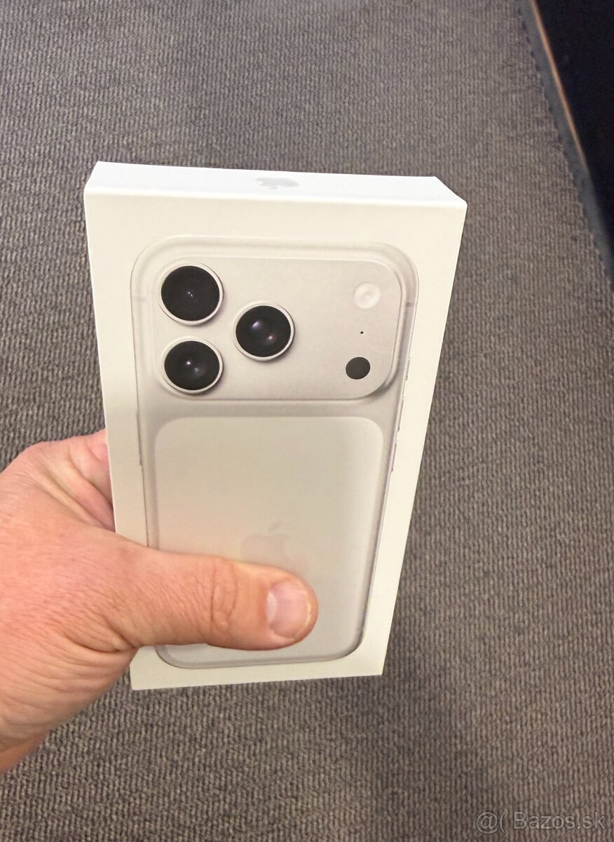 iPhone 17 PRO 256GB silver