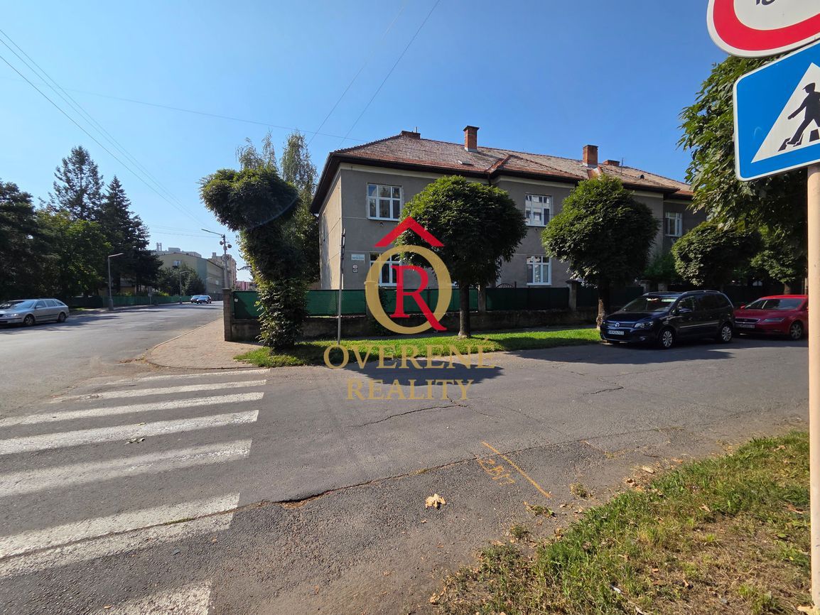 Na predaj veľký 5 izbový byt Lučenec centrum, do Zvolena 30m