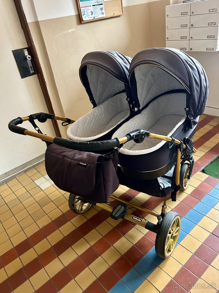 Kočík pre dvojičky