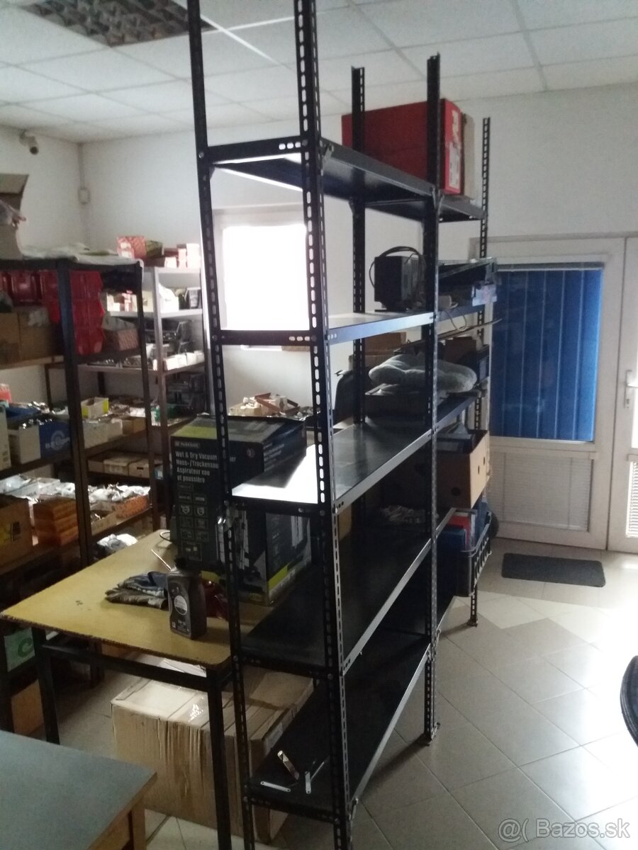 Kovový regál s piatimi policami (PREŠOV) ponuka