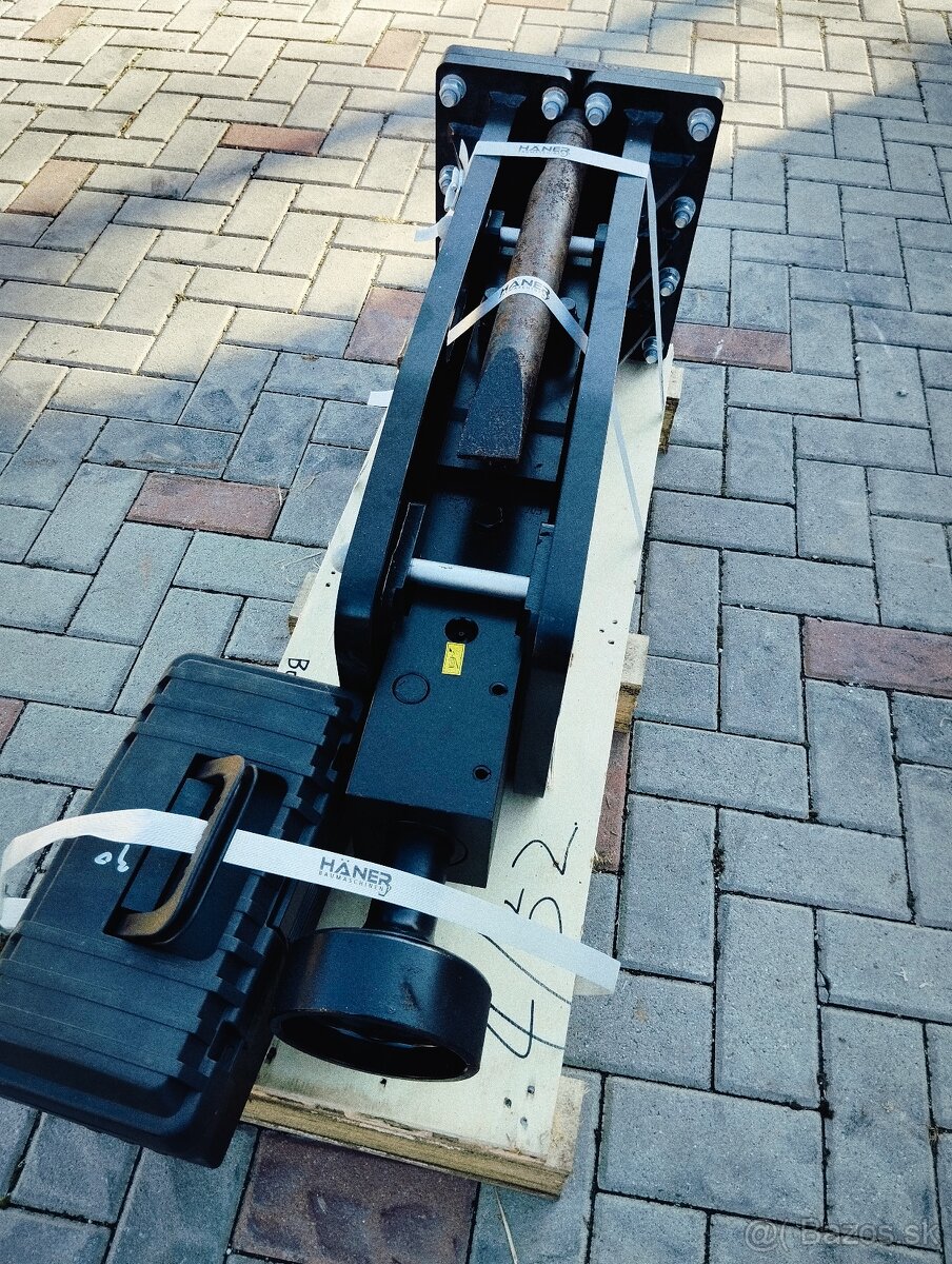 hydraulicke demolačné kladivo