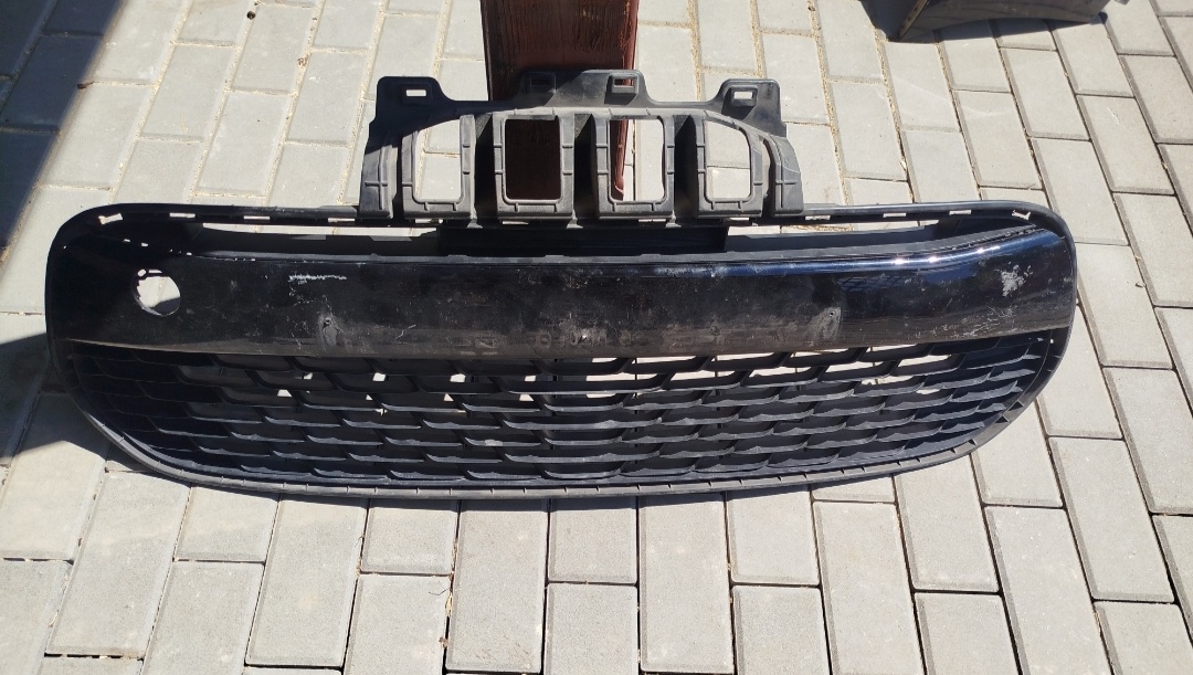 Predám prednú masku Kia Rio