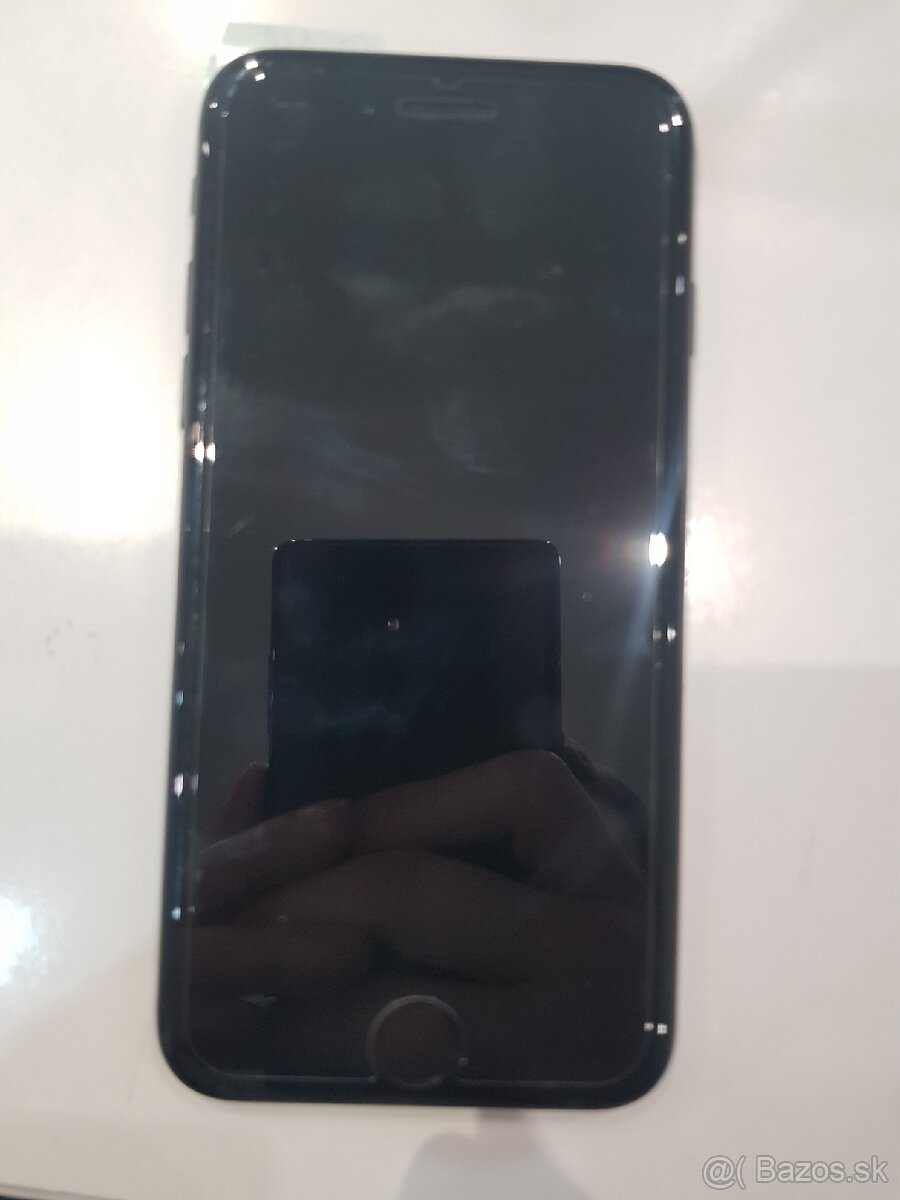 iPhone SE 2020