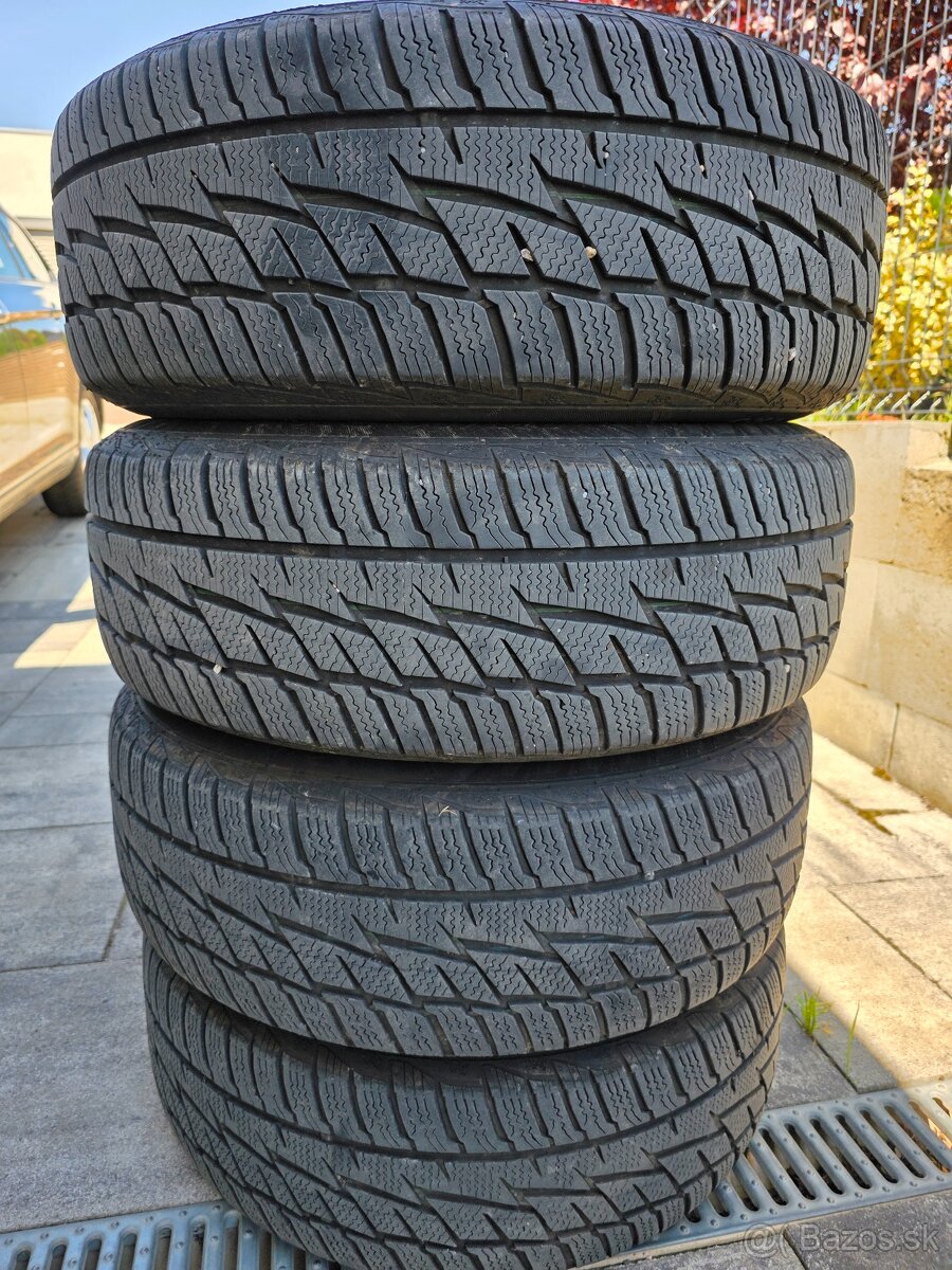 5x112 r16 zimne 215/60R16 passat superb