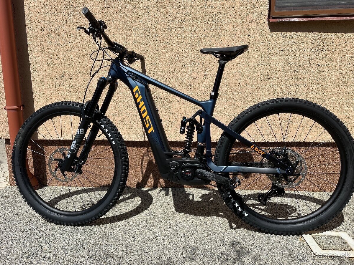 GHOST E-RIOT CF PRO