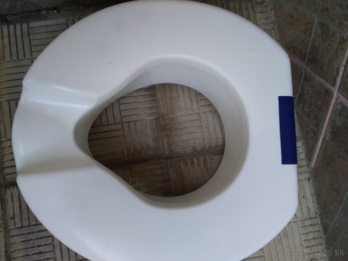 Toaletné kreslo