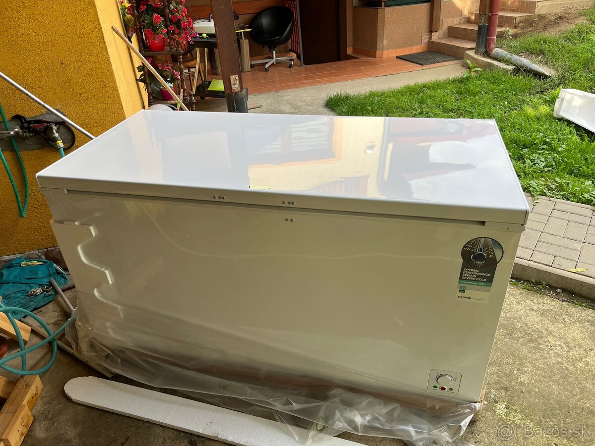 Mraznička Gorenje FH451CW