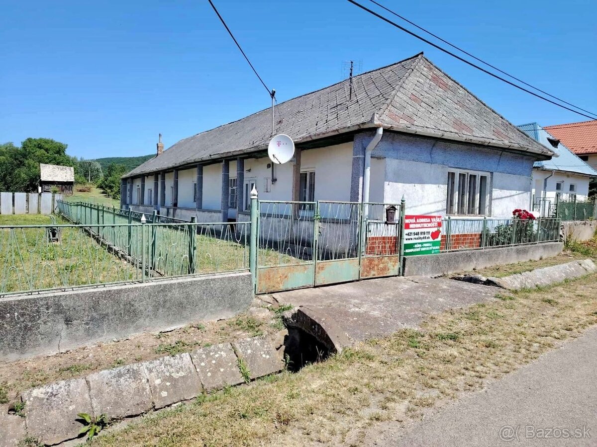 ČERNOCHOV - 3 IZBOVÝ RD V DOBROM STAVE, LETNÁ KUCHYŇA, 2007