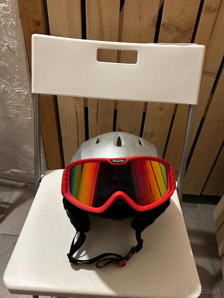 Lyziarska prilba S 55/56cm s okuliarmi