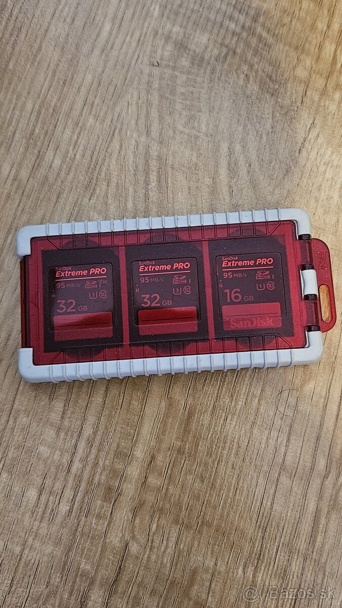 3x Pamäťová karta SanDisk SDHC Extreme Pro 2x 32GB, 1x 16 GB