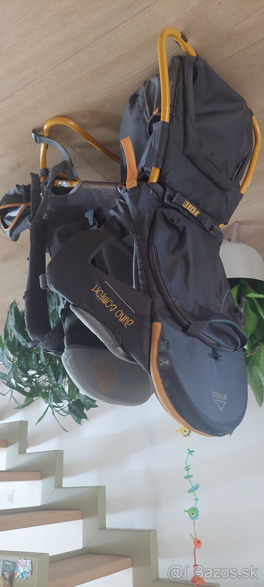 Turisticky nosic Mc Kinley juno comfort