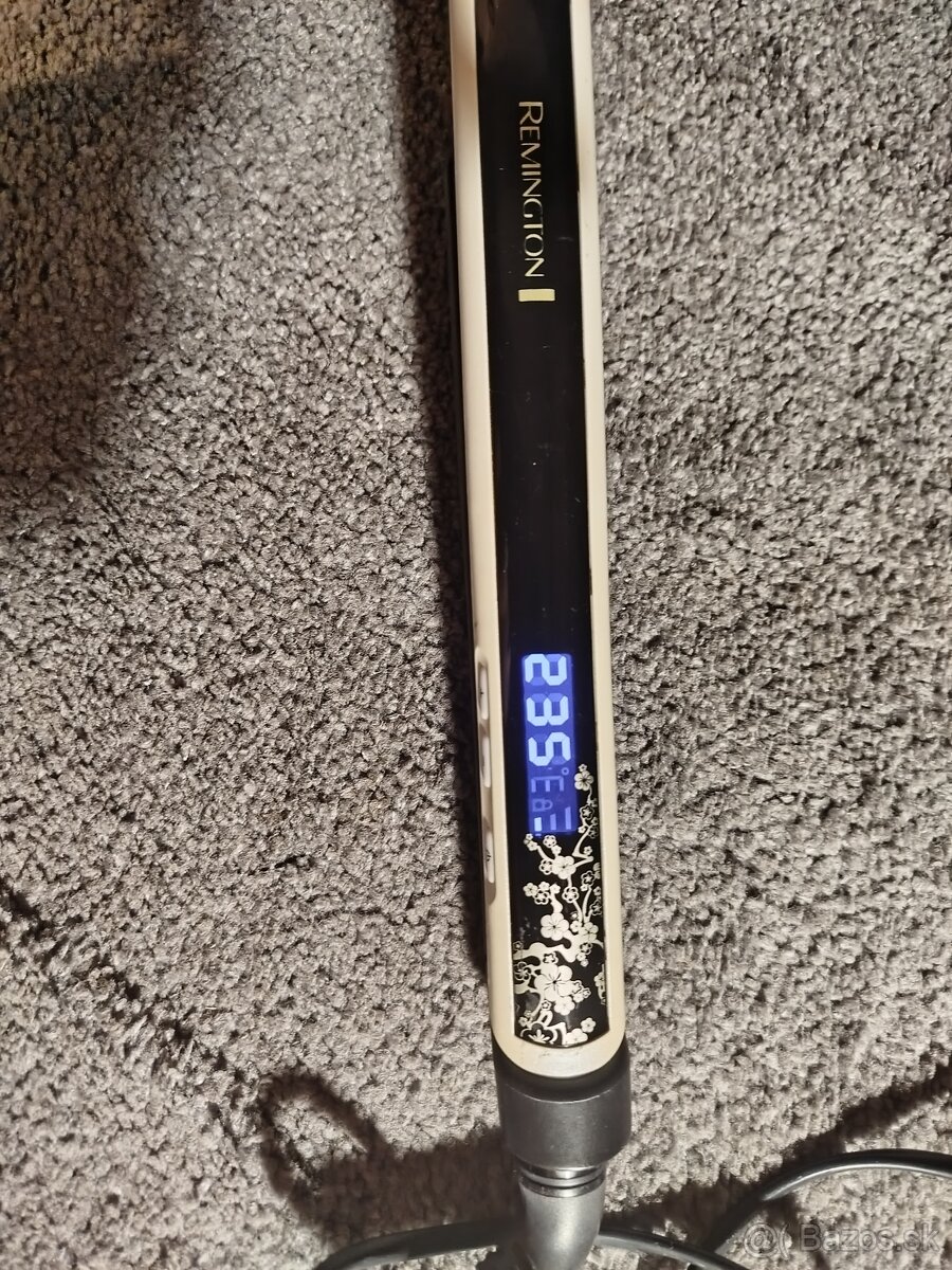 Žehlička na vlasy Remington