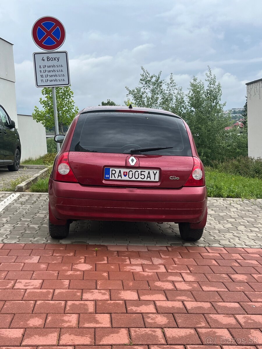 RENAULT CLIO 1.2 16V