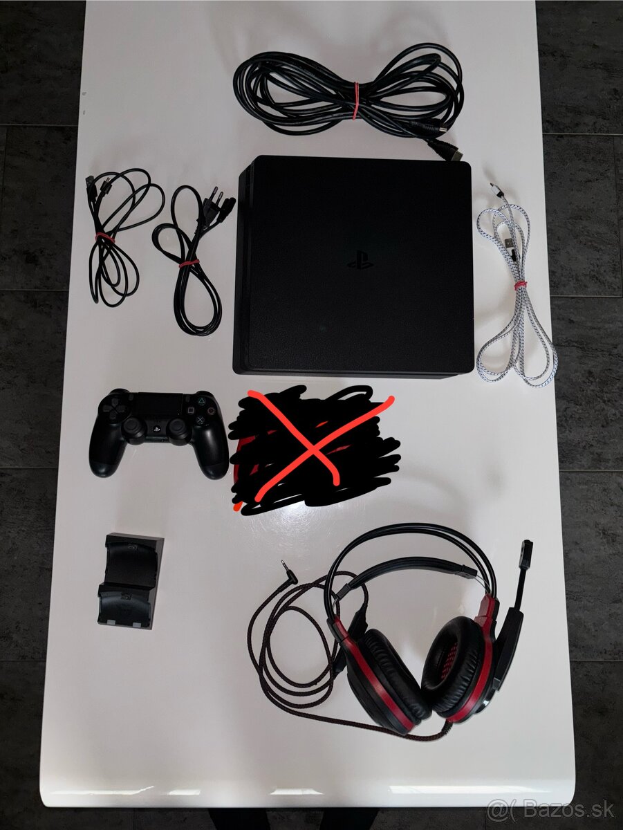 PlayStation 4 Slim 500GB +(slúchadla grátis)