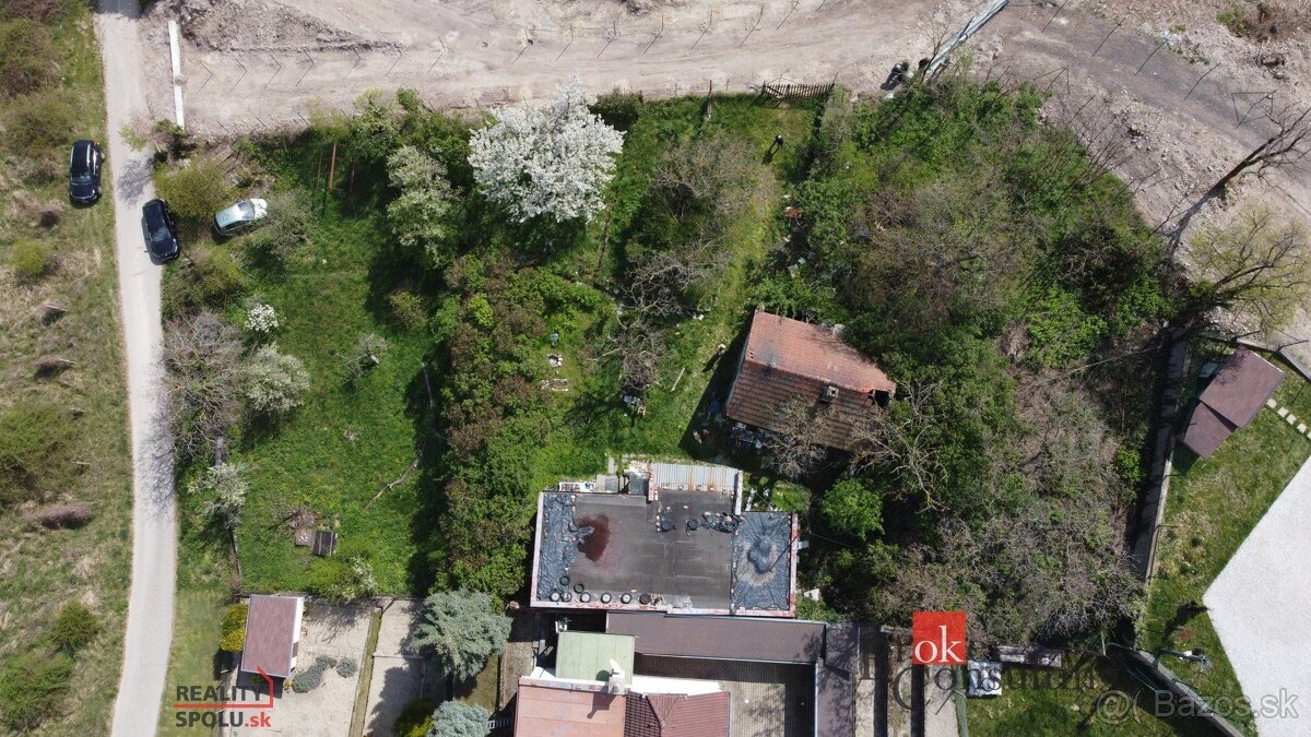 Starší RD na nádhernom pozemku v objatí vinohradov s výhľado