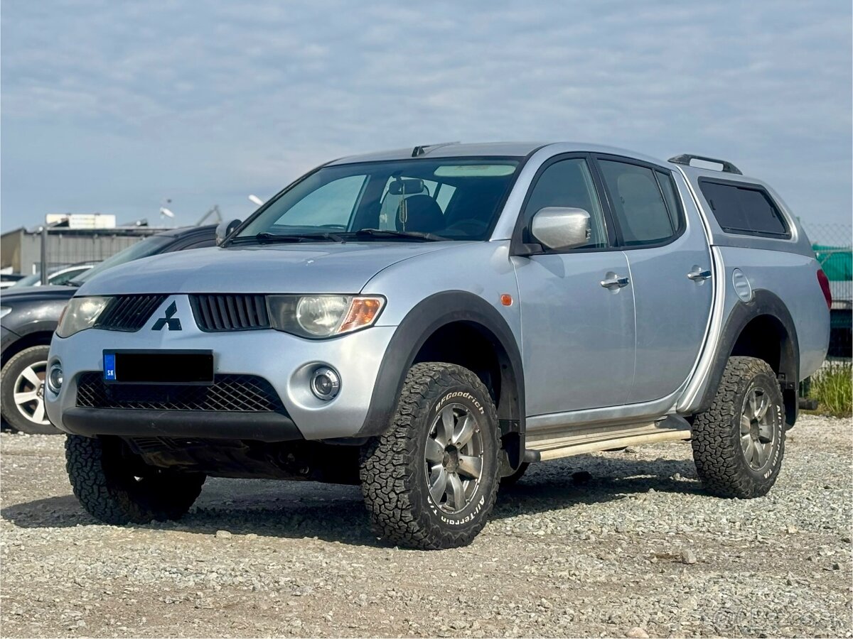 Mitsubishi L200 2.5 DI-D Double Cab Super Select