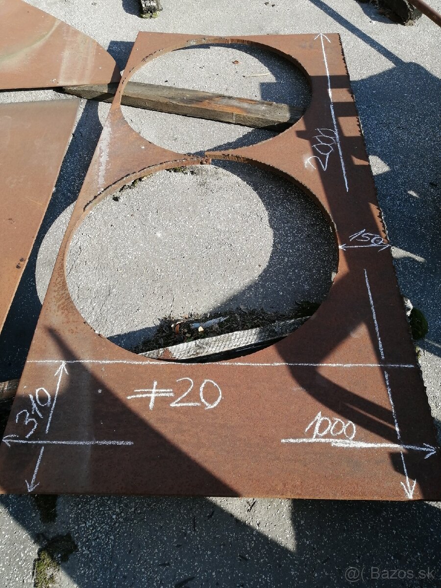 Plech hr.20 mm