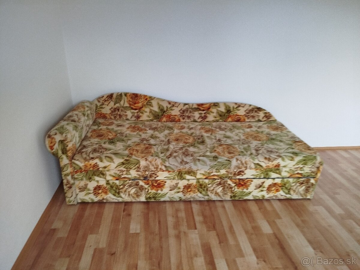 Rozkladacia pohovka