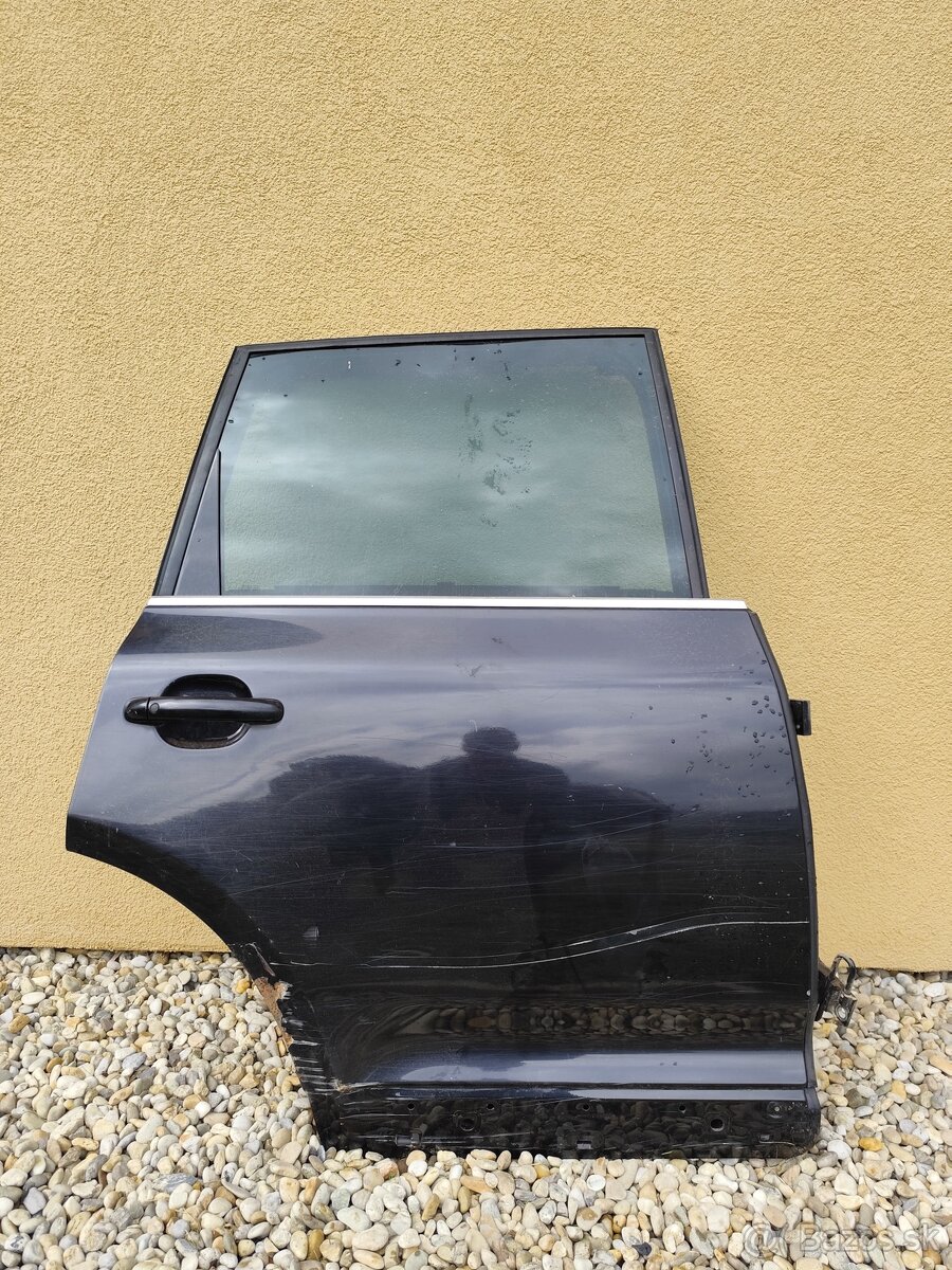 Zadné pravé dvere TOUAREG 7L