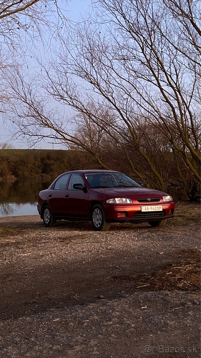 Mazda 323
