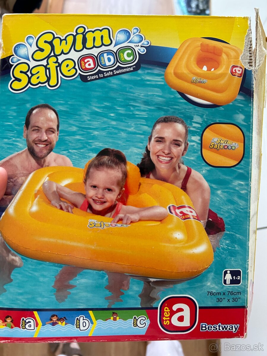 Koleso na plávanie pre bábätko