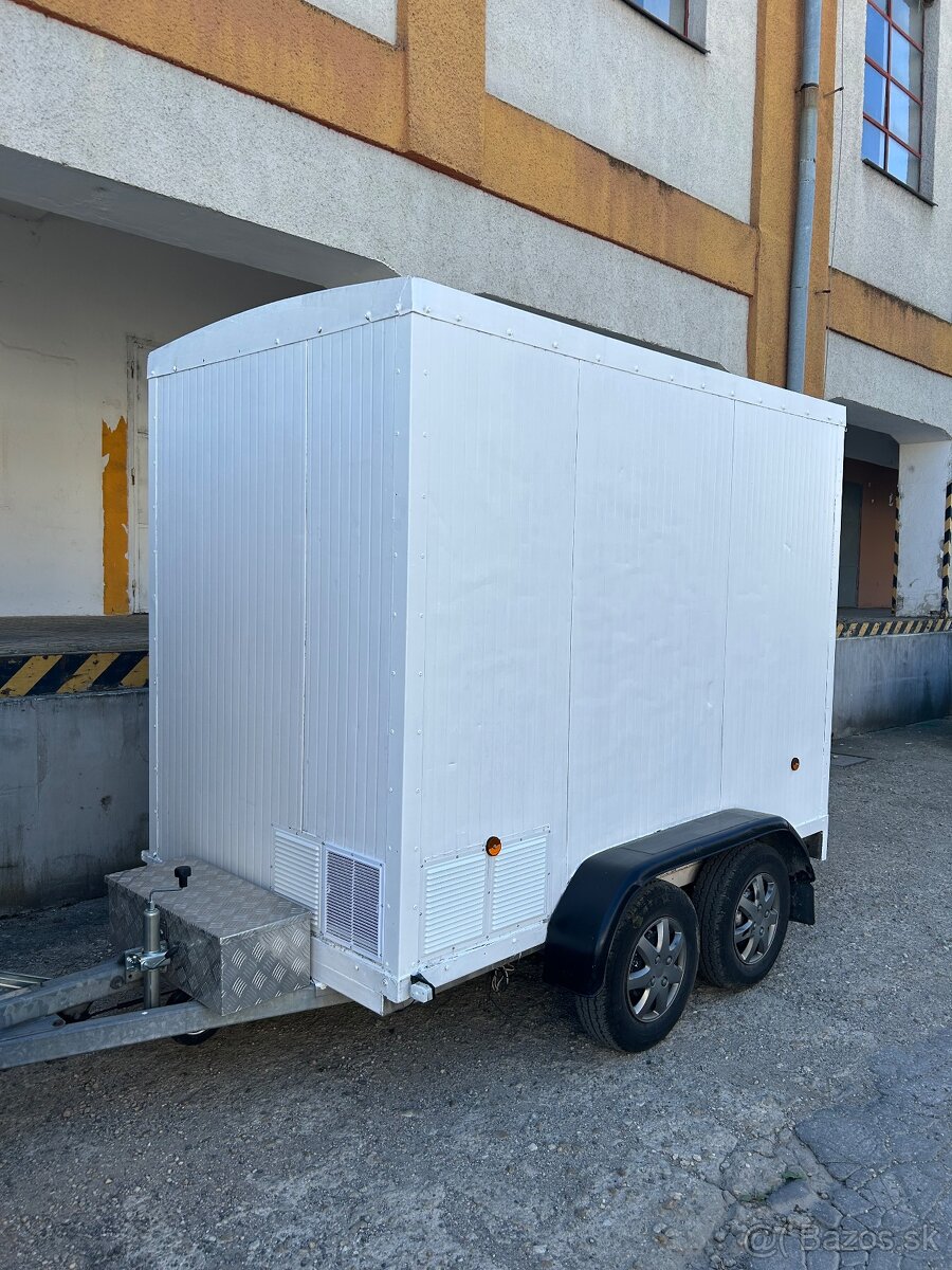 Chladiarenský box