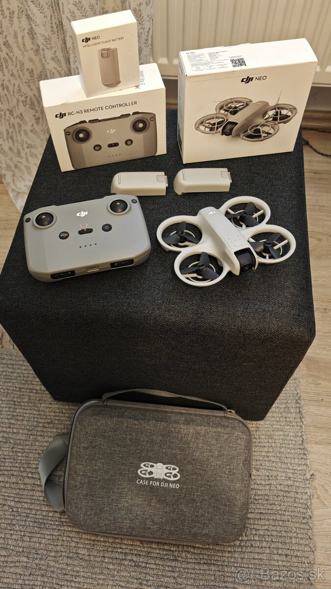 DJI NEO