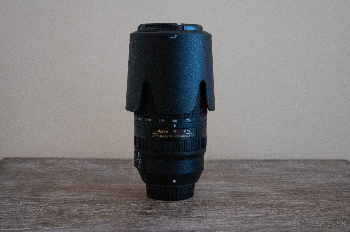 NIKKOR 70-300mm f/4.5-5.6E ED VR