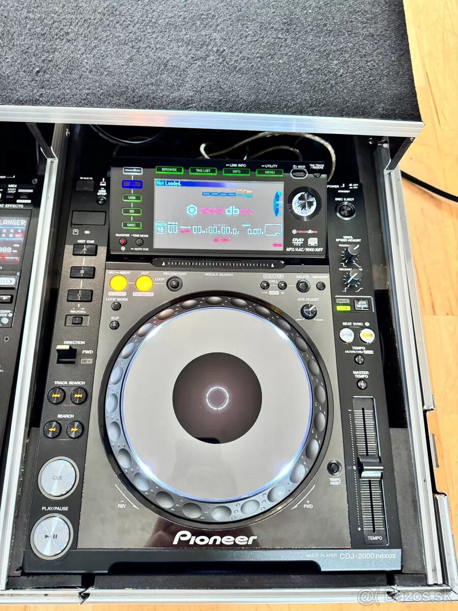 DJ sada 2x Pioneer CDJ-2000 Nexus + DJM-900 Nexus + kufor Ma