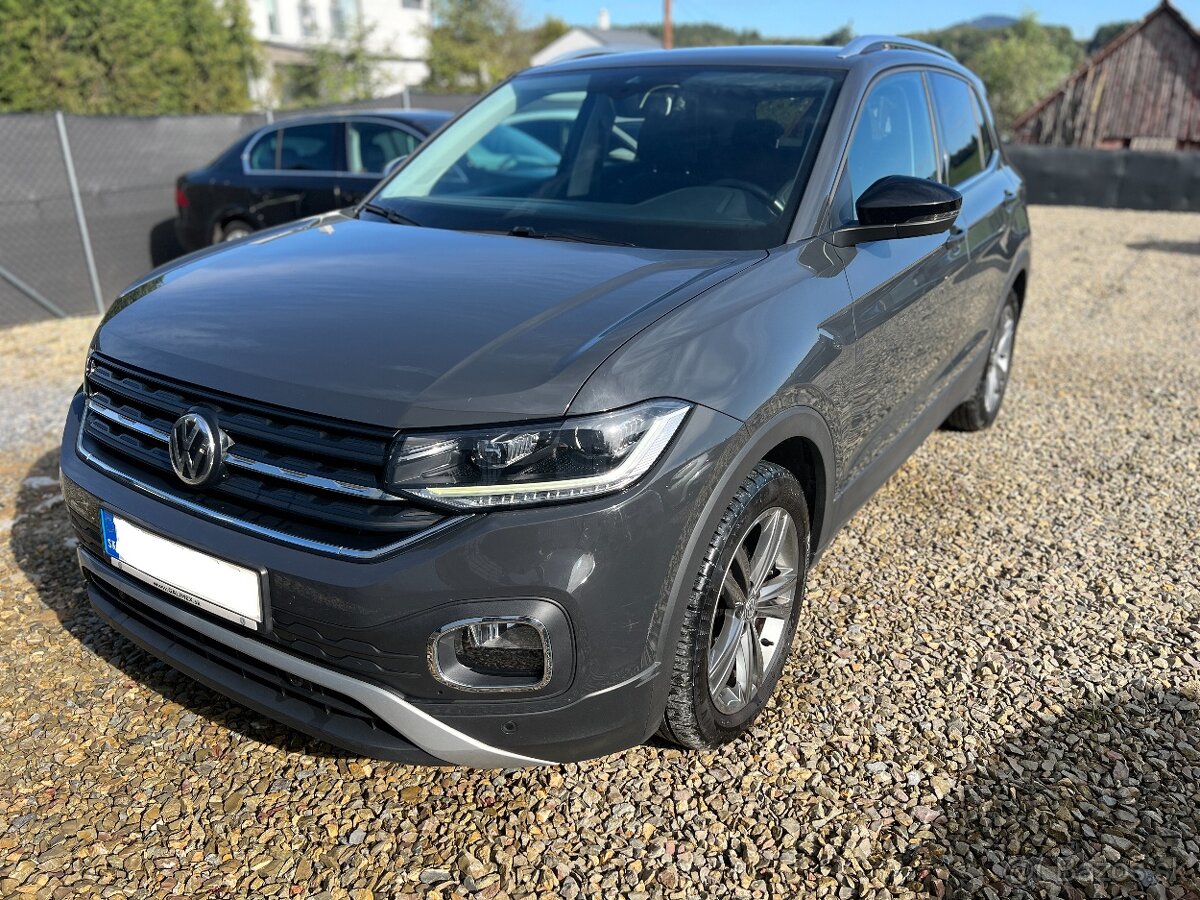 Volkswagen t-cross DSG -- 2020--