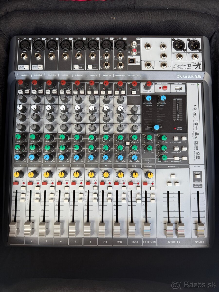 Soundcraft Signature 12MTK