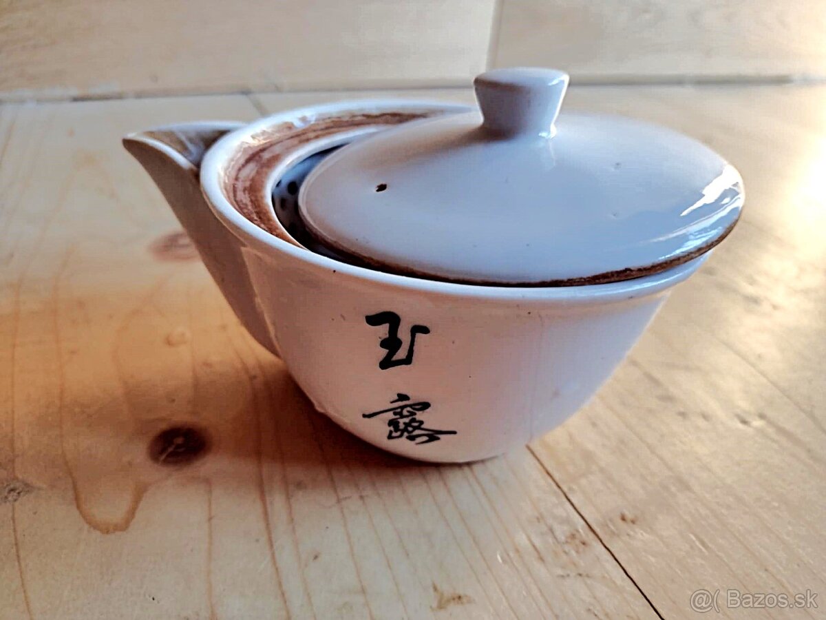 NA PREDAJ ELEGANTNY CAJNIK / KONVICKA / GAIWAN