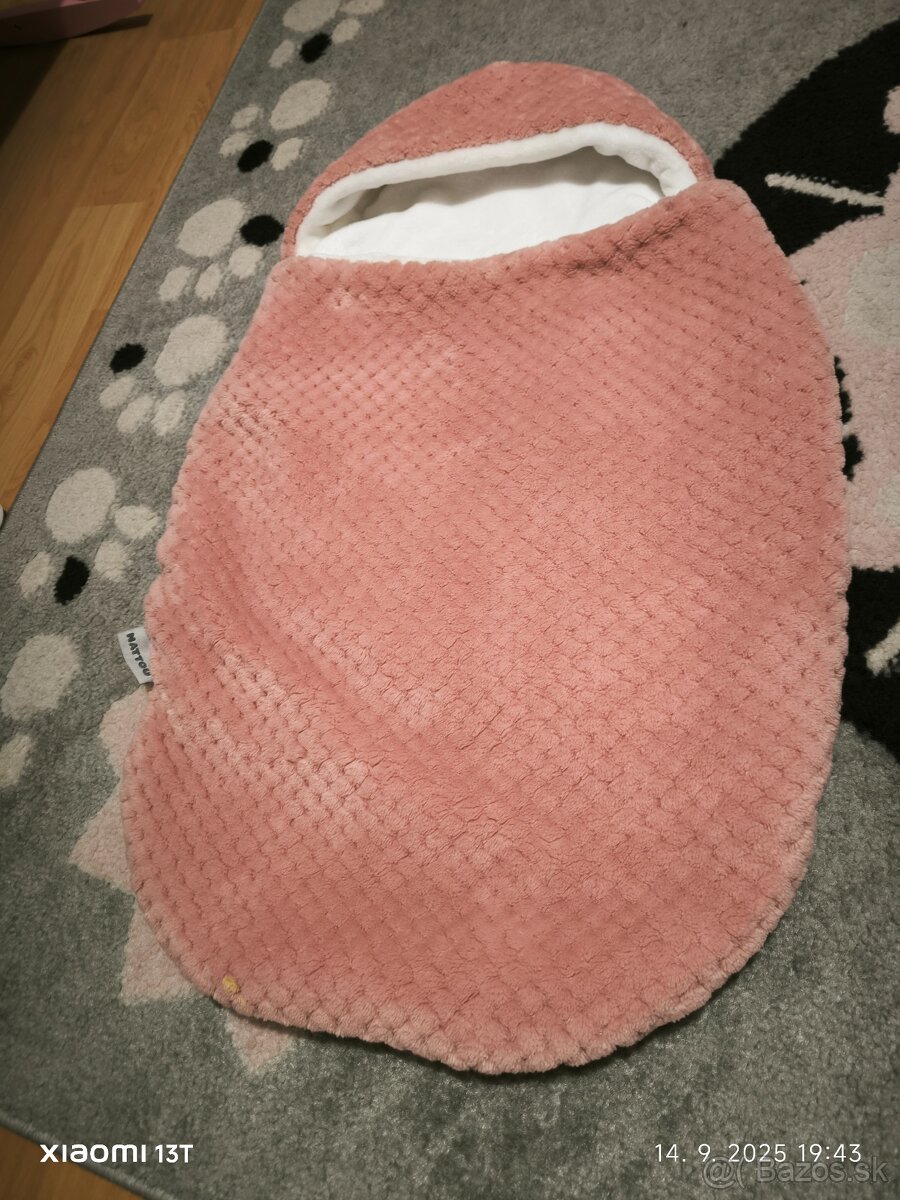 Fusak do autosedačky