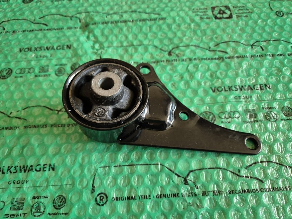 Silenblok prevodovky Felicia