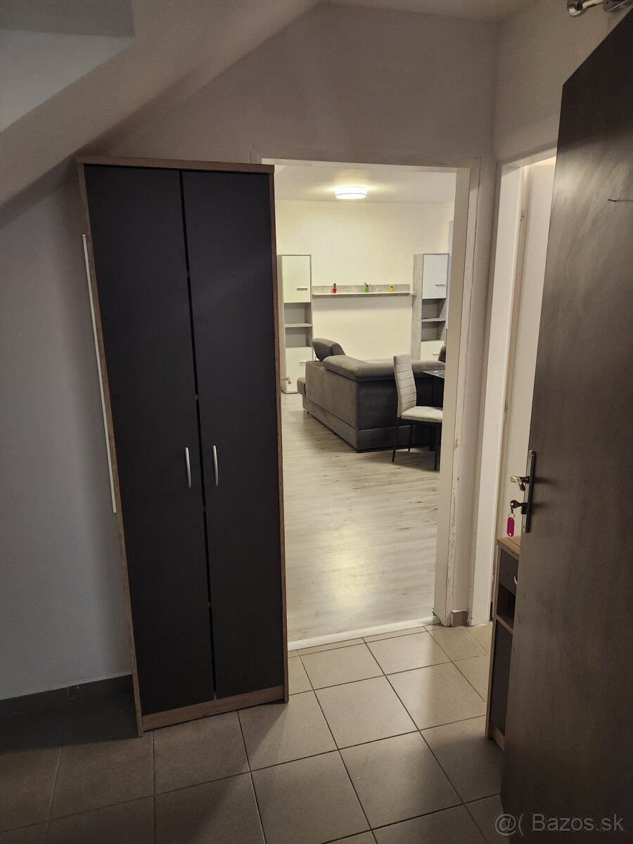 Prenajmem apartmán v Košiciach, Južná trieda 66.