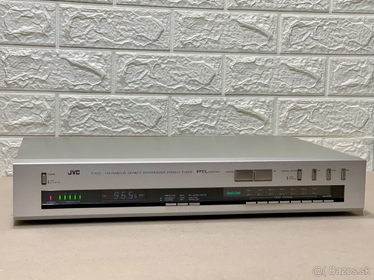 JVC T-X6L …. FM/AM stereo tuner