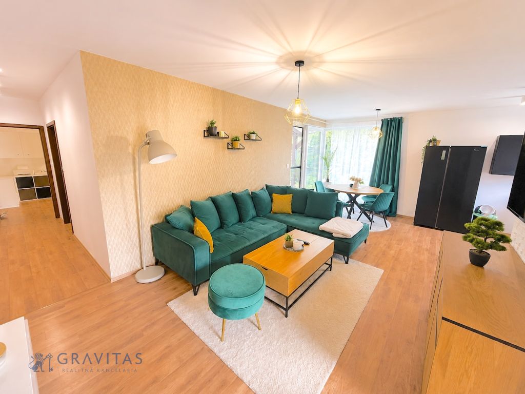 GRAVITAS | Zariadený 3 izbový byt, 2 park. miesta, 228 m2 zá