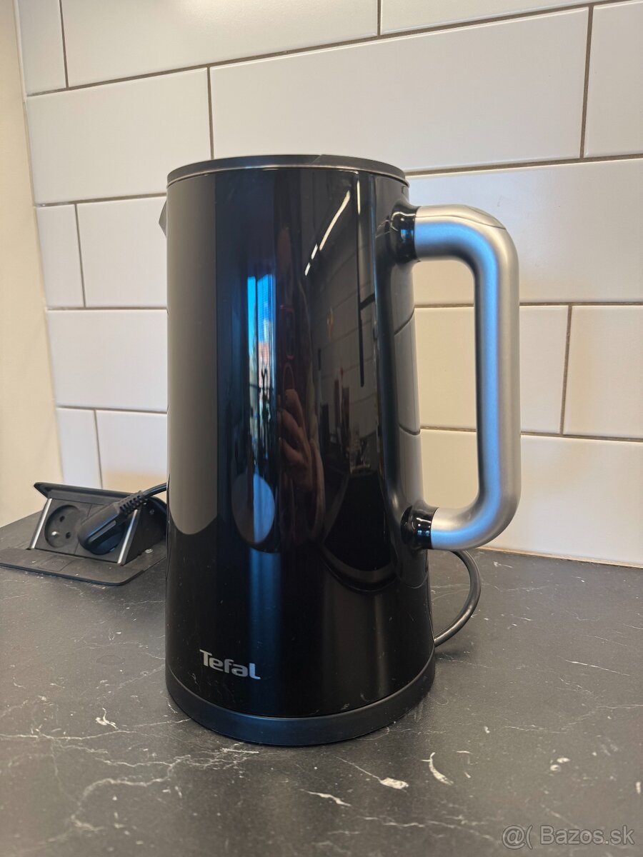 Rýchlovarná kanvica TEFAL 1.7 litrová