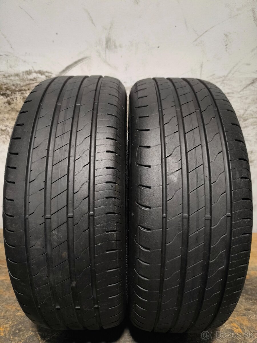 205/55 R17 Letné pneumatiky Goodyear Efficient Grip 2 kusy