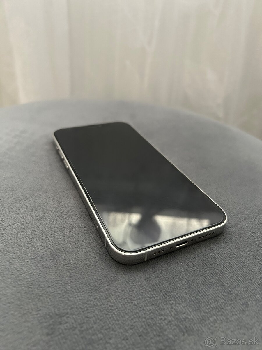 Predám iPhone 12 pro