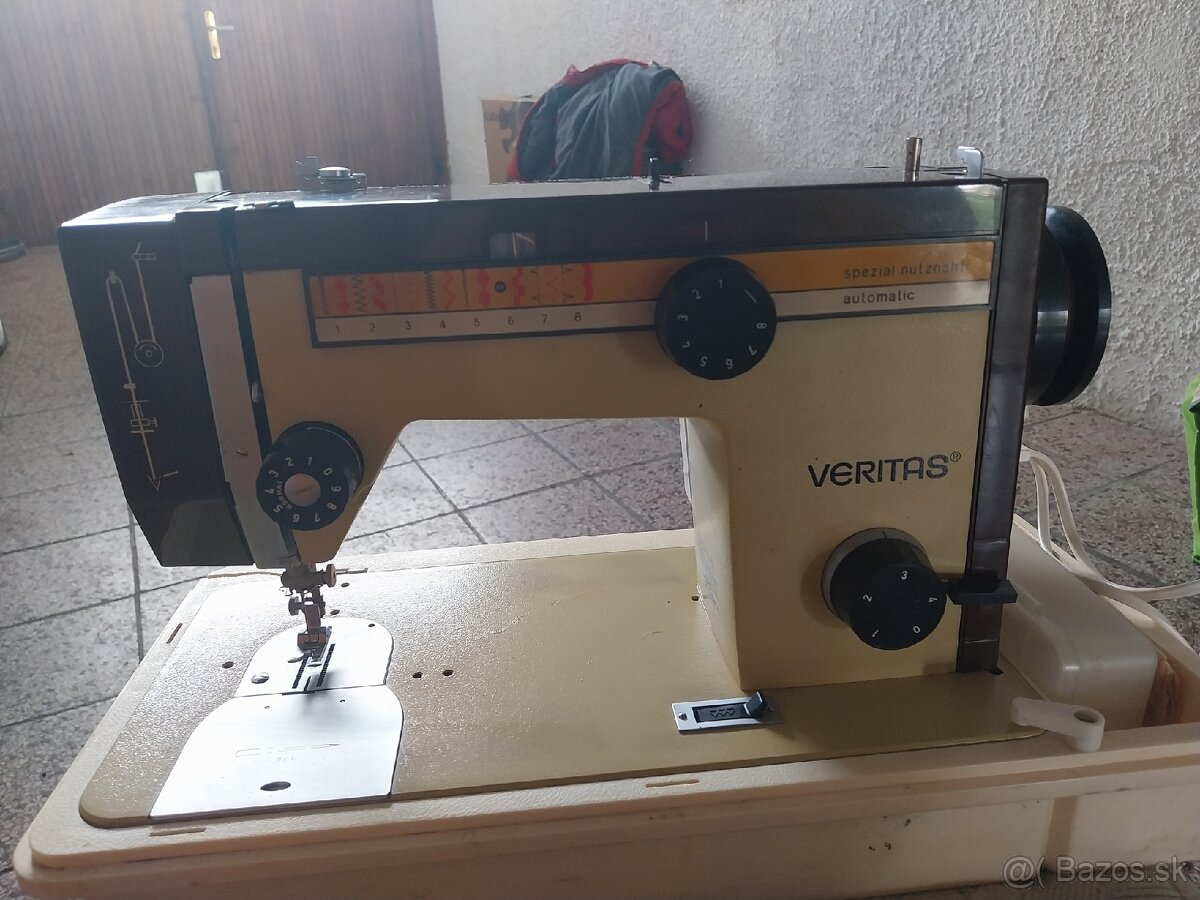 Šijaci stroj veritas + žehlička Philips