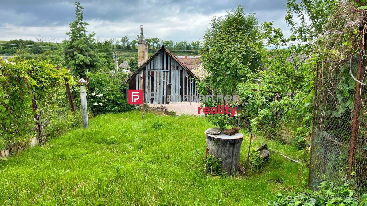 Dom s pozemkom 402 m2, Vrbové, Piešťany
